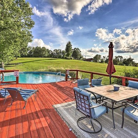 Williamstown Gem With Private Pool And Hot Tub! Vila Exterior foto
