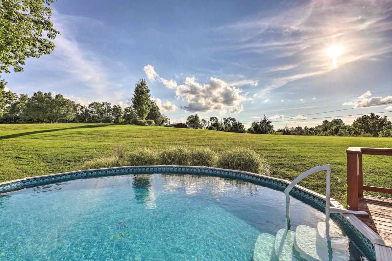 Williamstown Gem With Private Pool And Hot Tub! Vila Exterior foto